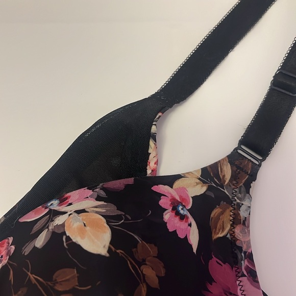 Torrid push-up plunge 42B bra - Picture 6 of 7